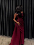 Elegant strapless gown