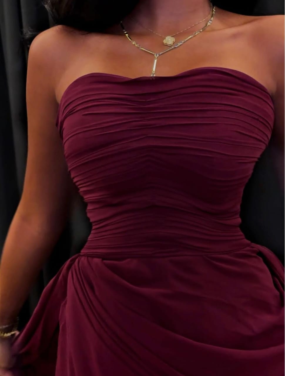 Elegant strapless gown