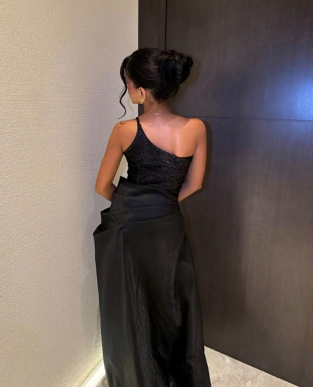 Elegant Women's wedding dress