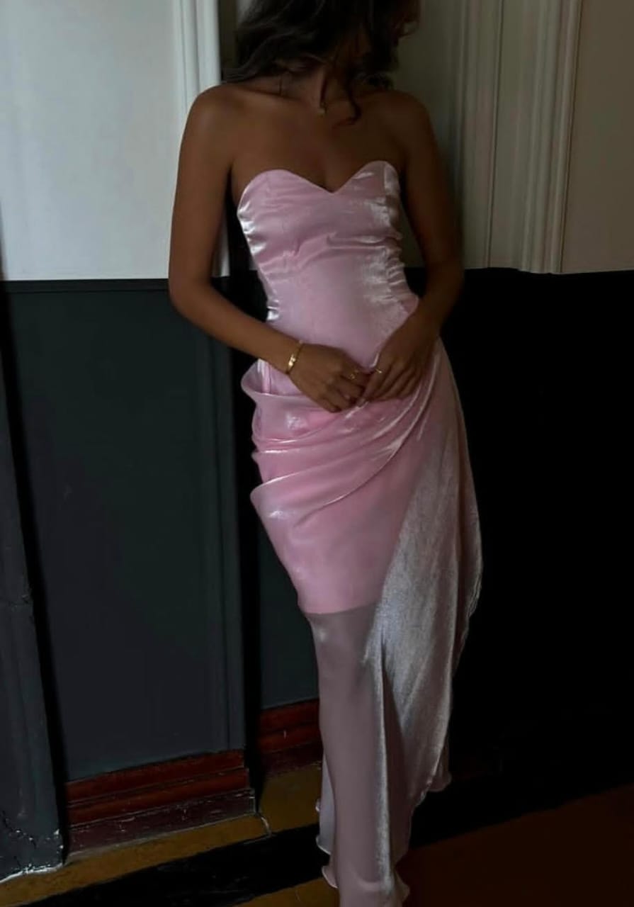 Elegant Women's wedding dress