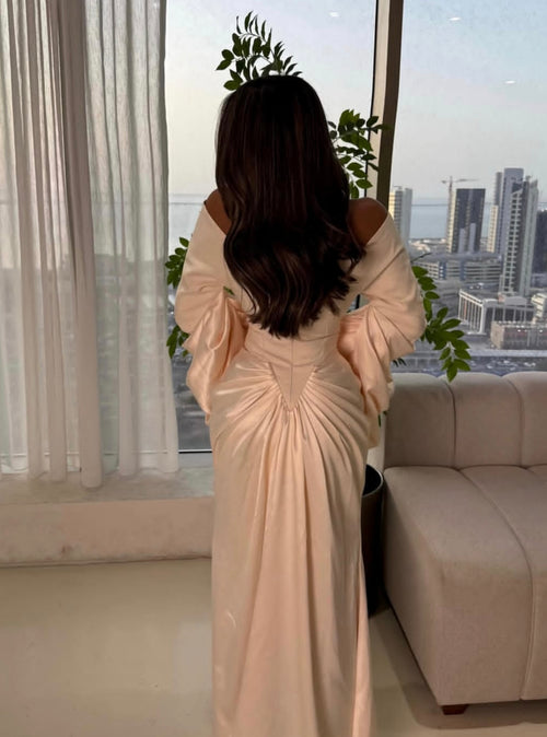 Elegant wedding dress